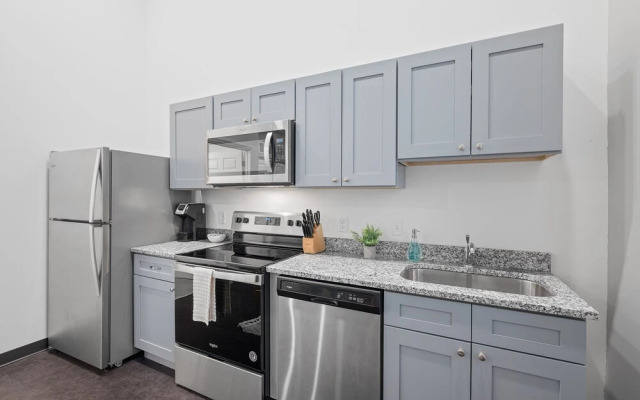 Apartments in Pittsburgh's Cultural District by Frontdesk