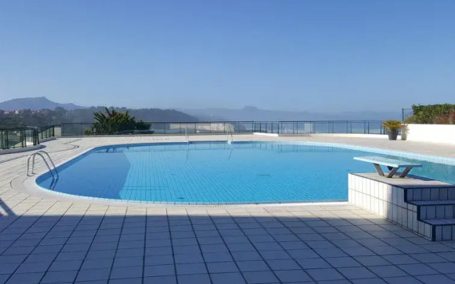 Le Palais de la Roseraie