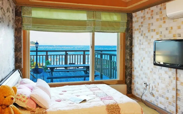 Yeosu Haeoreum Pension