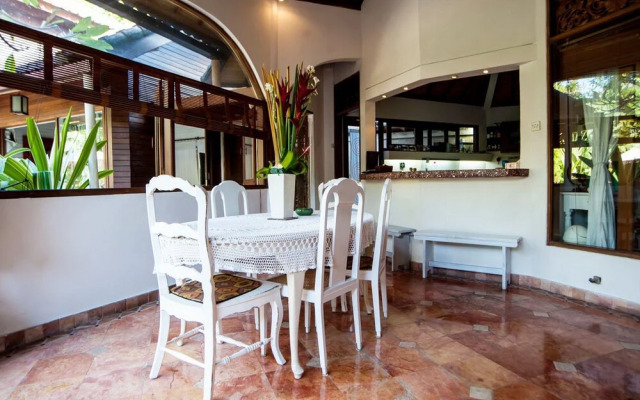 Villa Flora 3 Bedroom