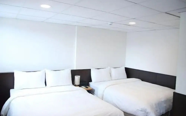Taitung Rich Hotel