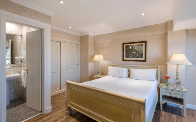 Exe Hotel Colón