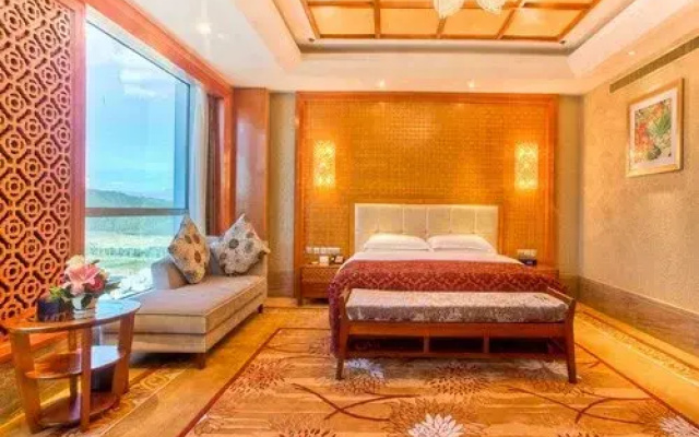 Empark Grand Hotel Tengchong - 4 Nights, Yunnan, China