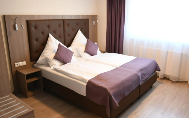 Ata Hotel - Self Check-in