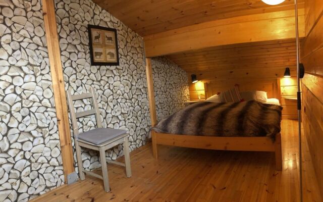 Quaint Holiday Home in Valfrejus with Garden