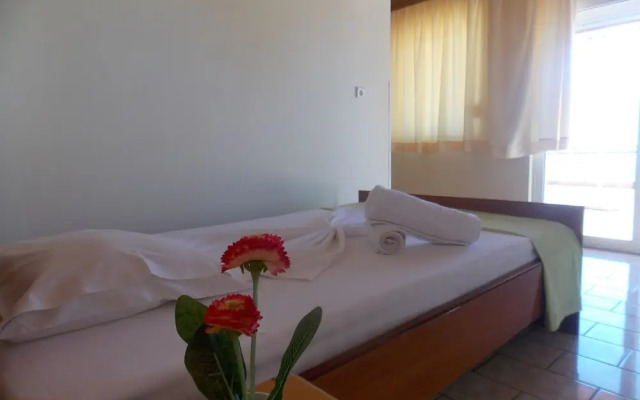 Hotel Dea
