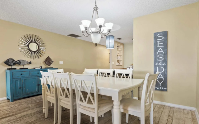 Seas the Day Ocean Views!