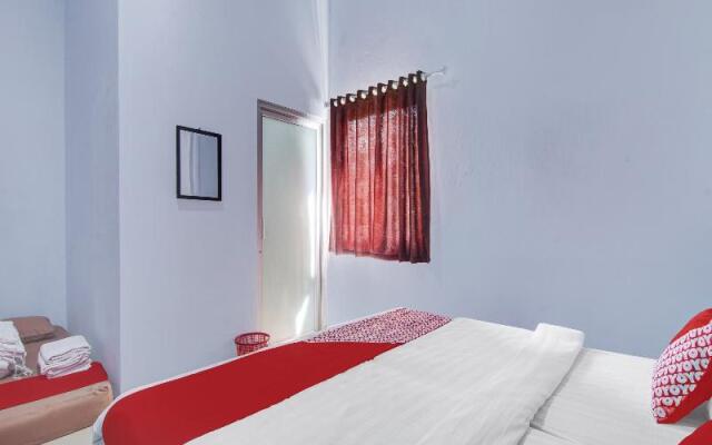 OYO 90419 Azzahra Homestay Syariah