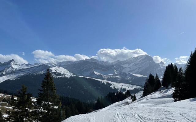 Apartment with stunning view!