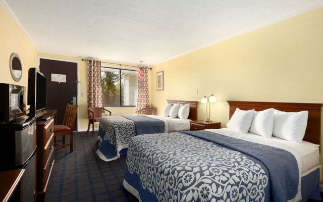 Days Inn Bowling Green
