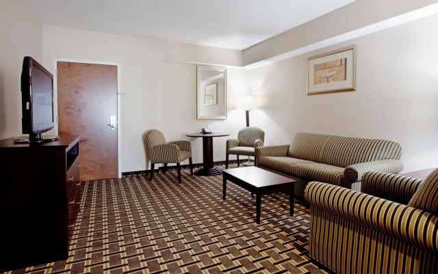 Holiday Inn Express Pembroke by IHG