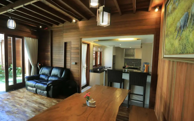 Raja Woods Villa