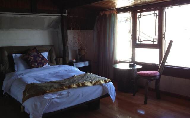Lijiang Courier Inn