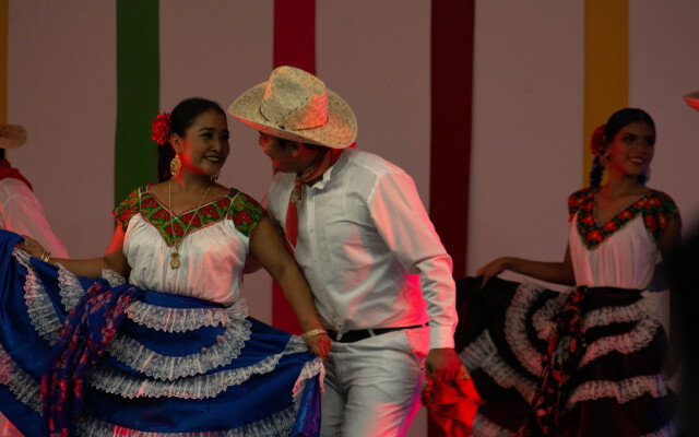 Hotel Castillo Huatulco & Beach Club