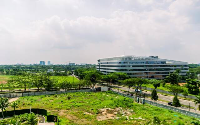 Nice And Fancy Studio Room At Sky House Bsd Apartment