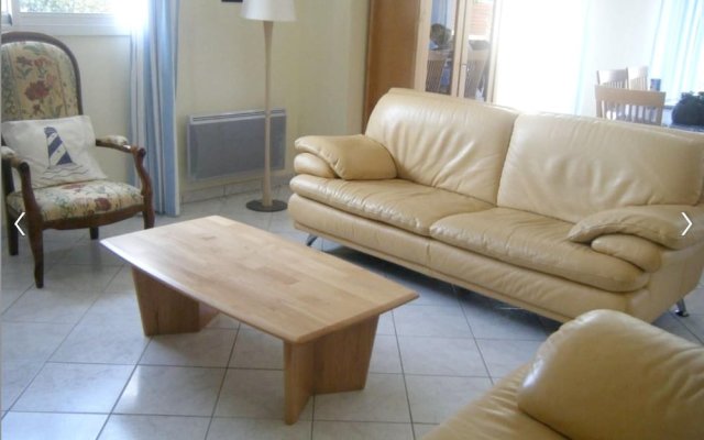 House With 4 Bedrooms In Locmariaquer, Golfe Du Morbihan, With Enclosed Garden And Wifi 1 Km From The Beach