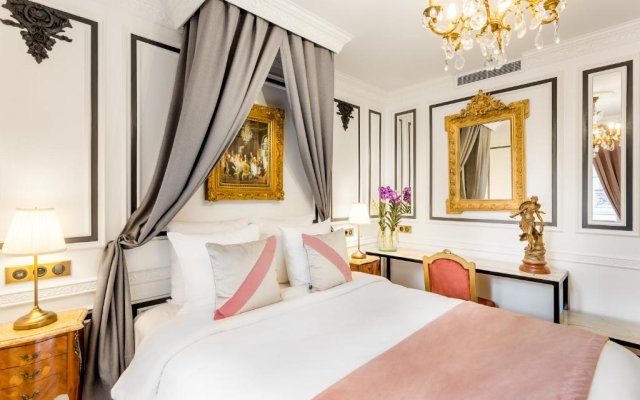 Luxury 4 Bedroom 2.5 Bathroom Apartment - Champs Elysees - With AC