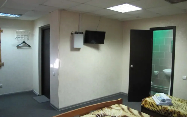 Hotel Revolutsii 28