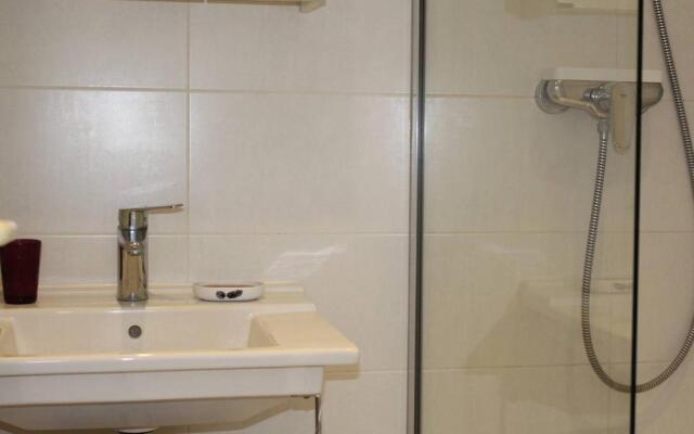 Appartement Villeneuve-Loubet, 1 pièce, 2 personnes - FR-1-252A-19