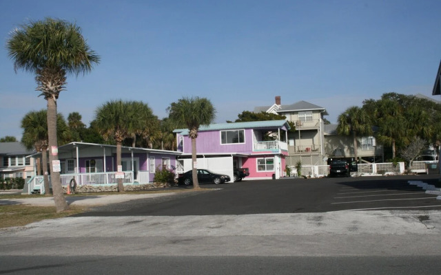 Beach Front Motel Cedar Key