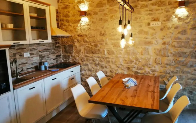 Apartments Dalmatian Stone House