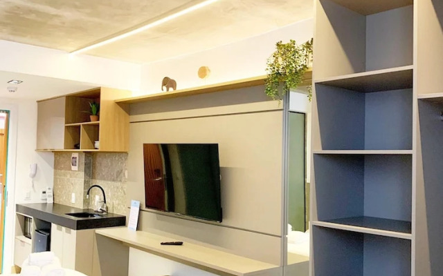 Setai Yacht By Day by Day