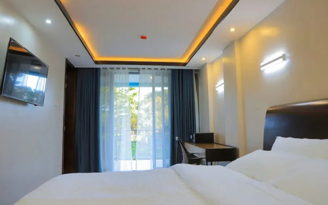 Le tsuba Grand Hotel