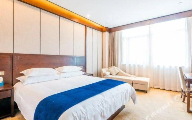 Phoenix International Hotel