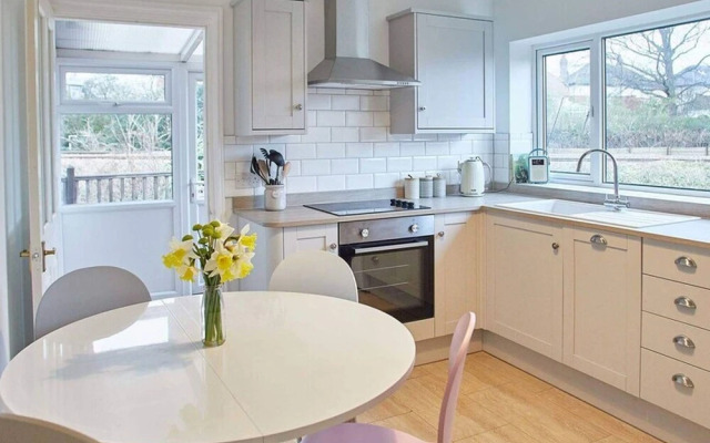 Host Stay Willow View