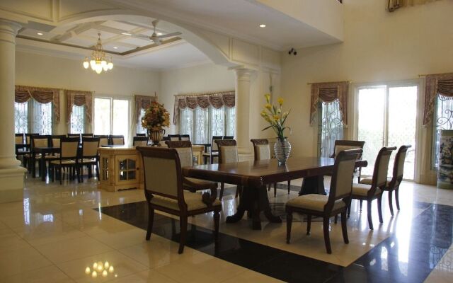 Novilla Boutique Resort