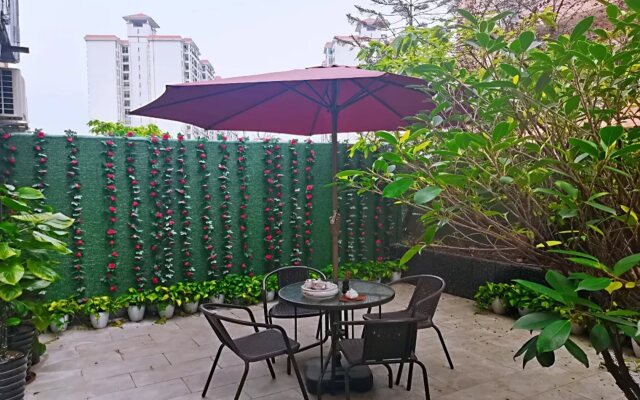 Kyriad Hotel (Guangzhou North Railway Station Metro Station)