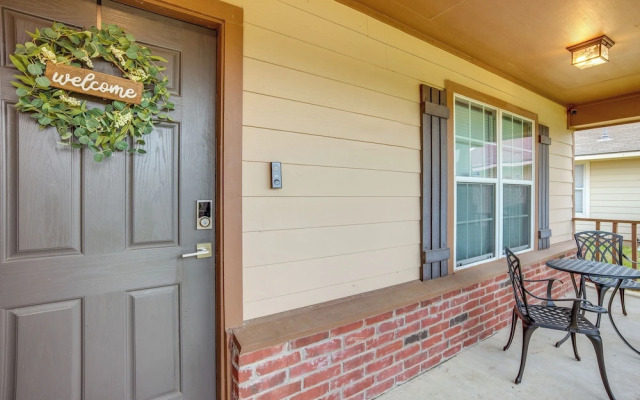 Pet-friendly Texas Retreat w/ Fenced-in Yard!