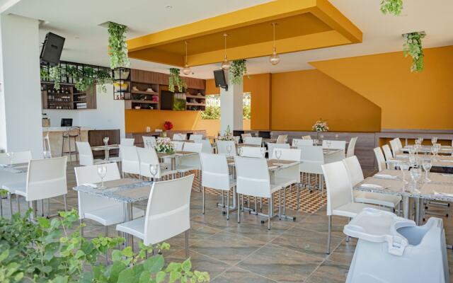 Hotel Explore Caño Dulce