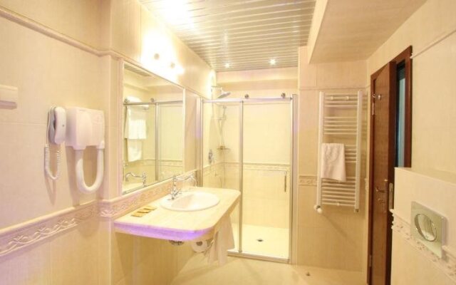 Efir Hotel