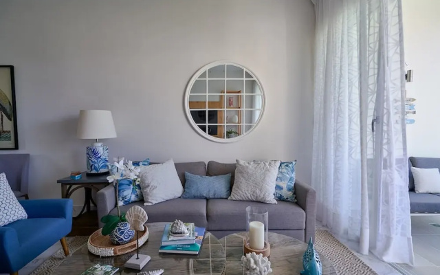 3BR Beach Condo Lakeview Playabonita Pool LUX
