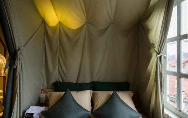 Yolo Camping House - Hostel