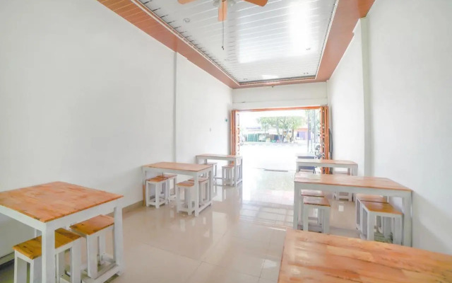 Anara Residence & Guest House by OYO Rooms