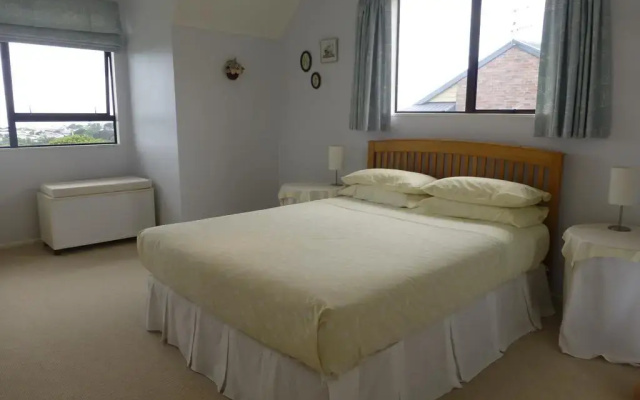 Abode on Rimu Bed and Breakfast