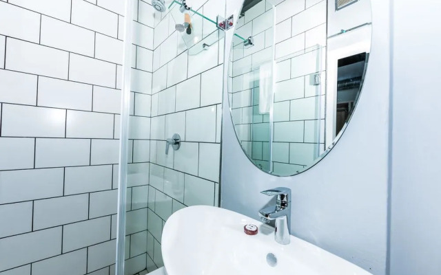 Neighbourgood Castle