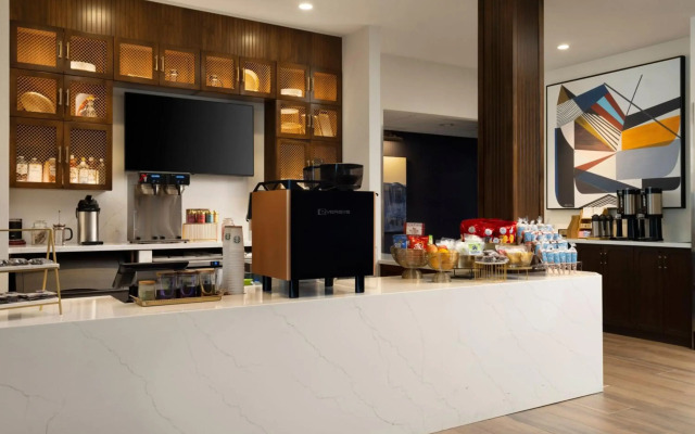 Sheraton Erie Bayfront Hotel