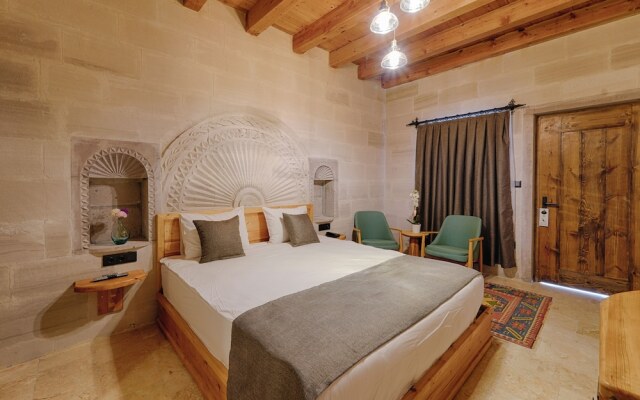 Concept Cave Suites