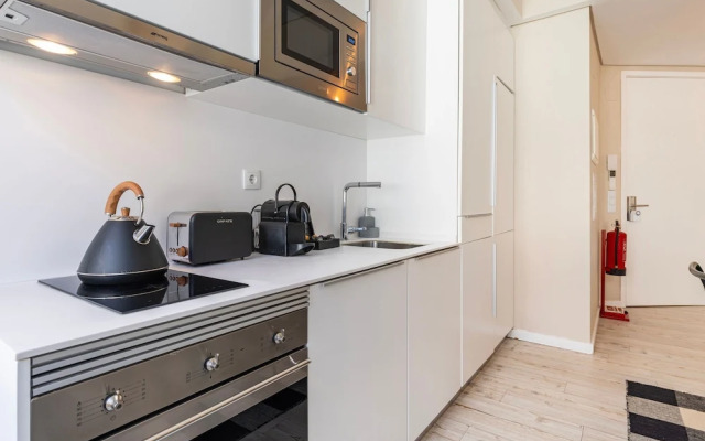 Carmo 43 by LovelyStay