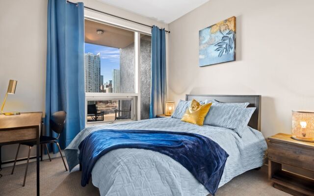 GLOBALSTAY. Modern Downtown Condos. Free parking