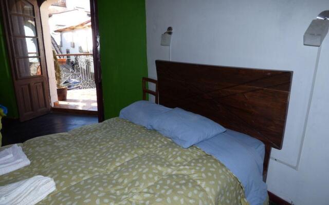 The Grasshopper Hostal Plaza de Armas
