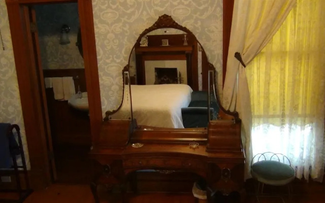 Angel Rose Bed and Breakfast