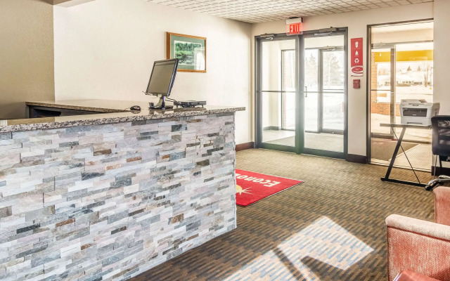 Econo Lodge Cadillac