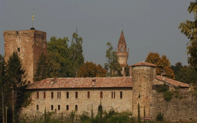 Отель Residenza Torre di San Martino