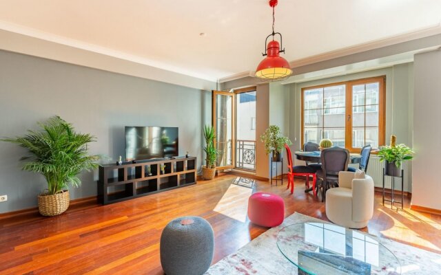 Outstanding Flat With Calming View Nisantasi