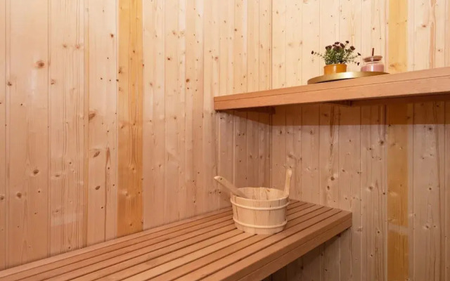 10 Person Holiday Home in Bjert