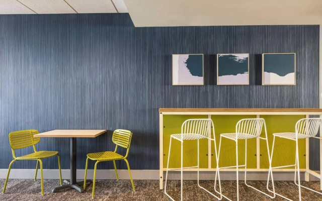 Spark by Hilton Germantown Washington DC North